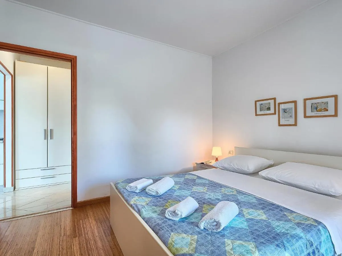 Apartment Nika-2 By Interhome Umag 0*,